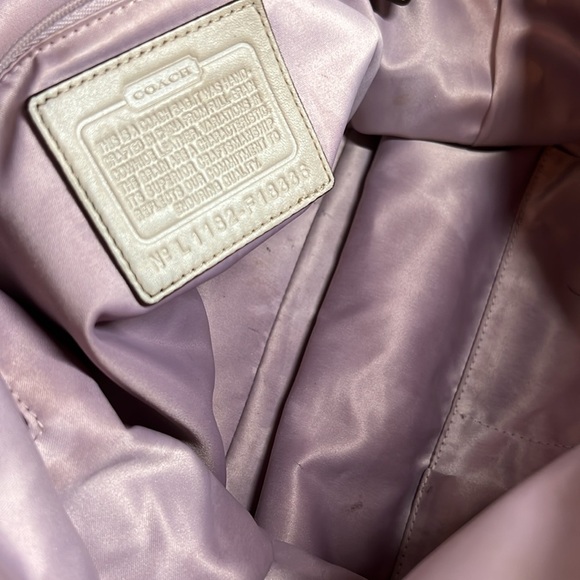 Coach Laura Signature bag - Picture 16 of 16